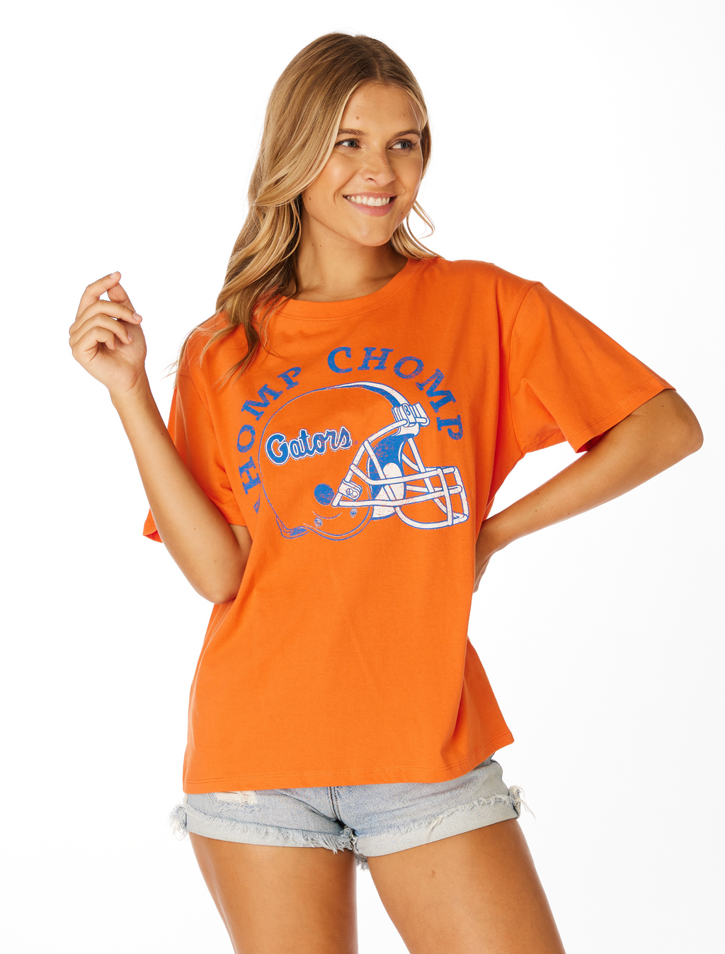 The Chomp Chomp Helmet Boyfriend Tee – Stewart Simmons