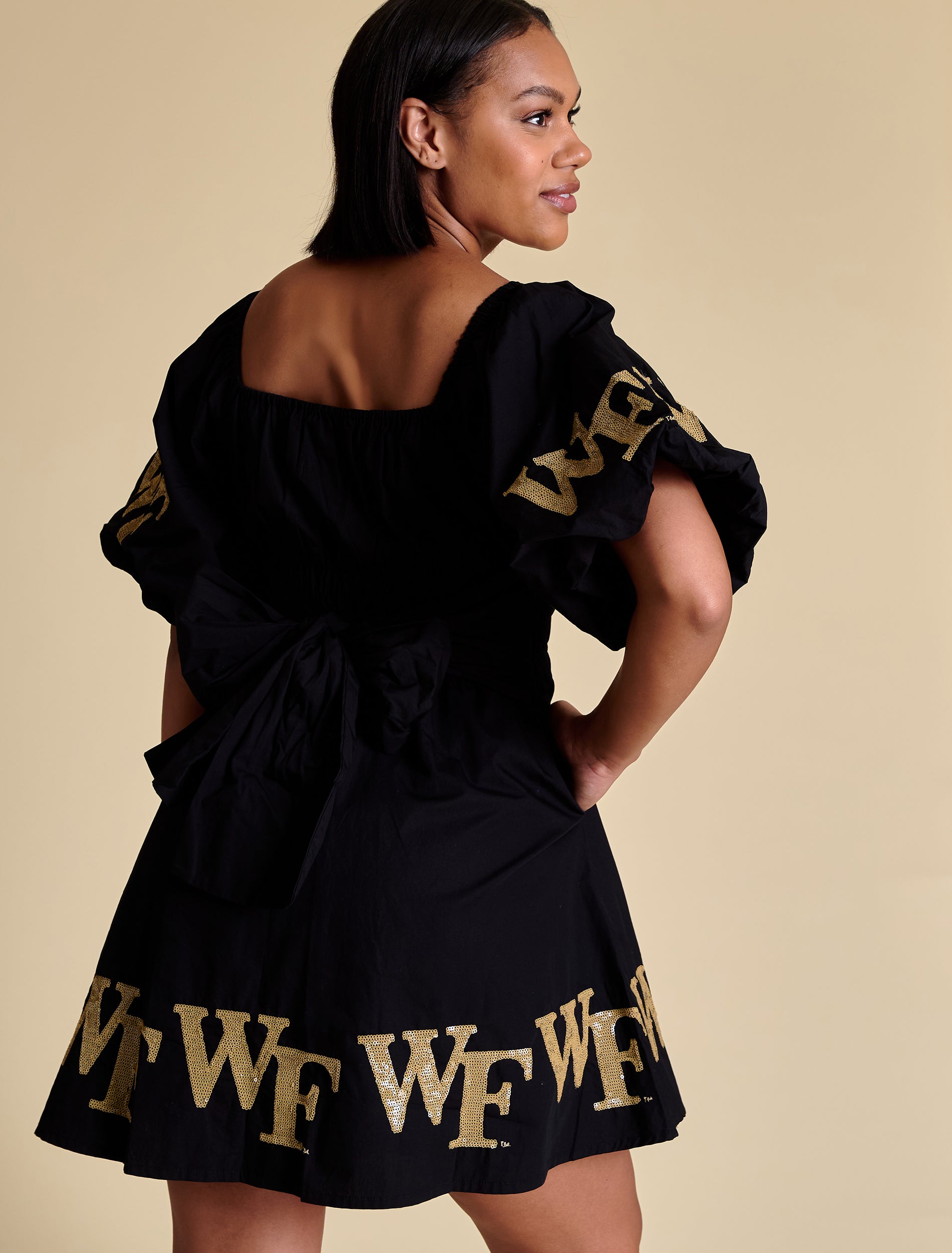 Game Day Puff Sleeve Dress LG Game Day Puff Sleeve Dress LG