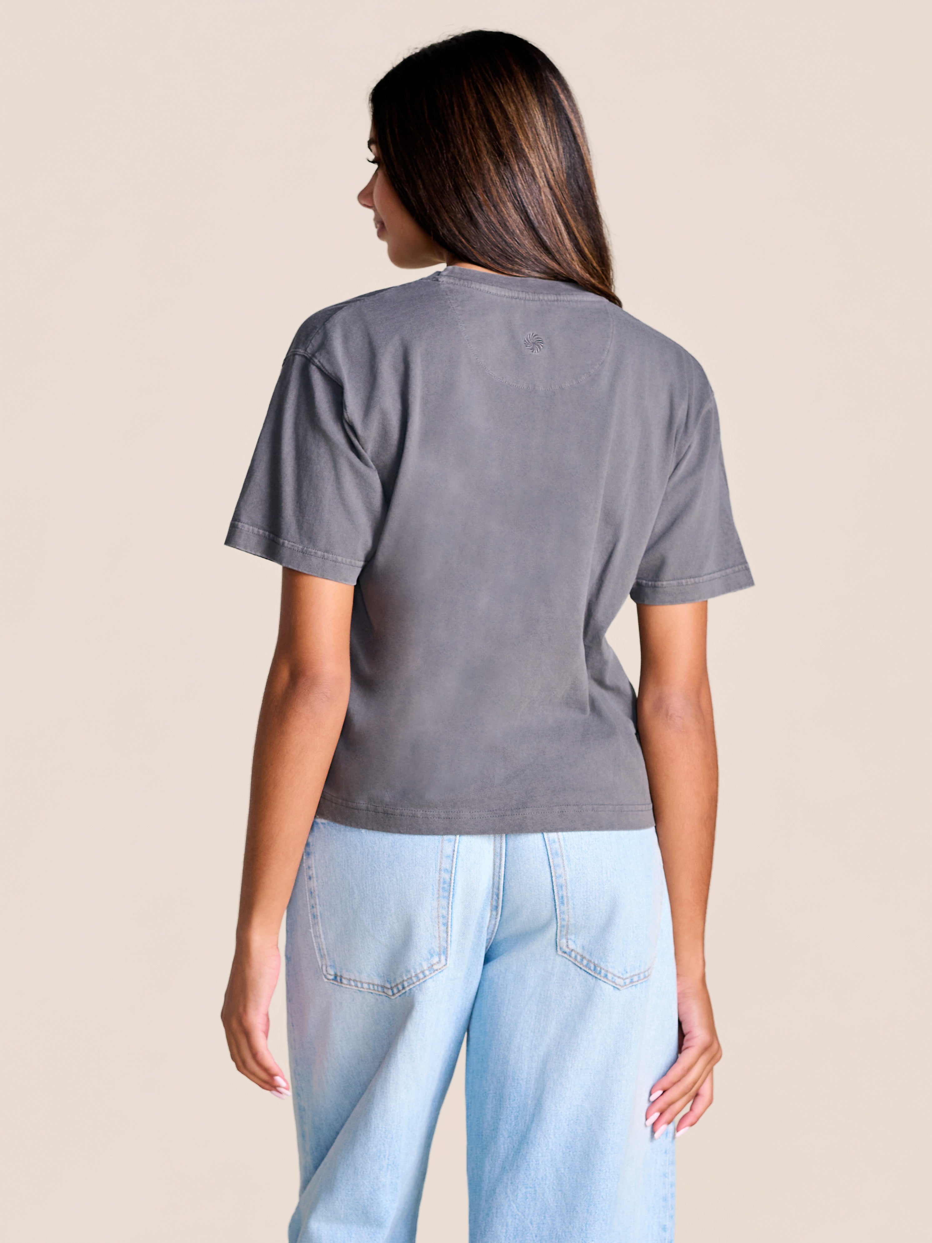 color_Washed Charcoal